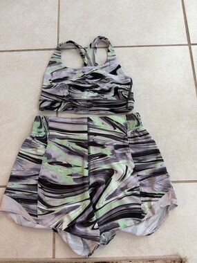 lululemon athletica Women’s Athletic Set